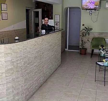 Zimbru فندق